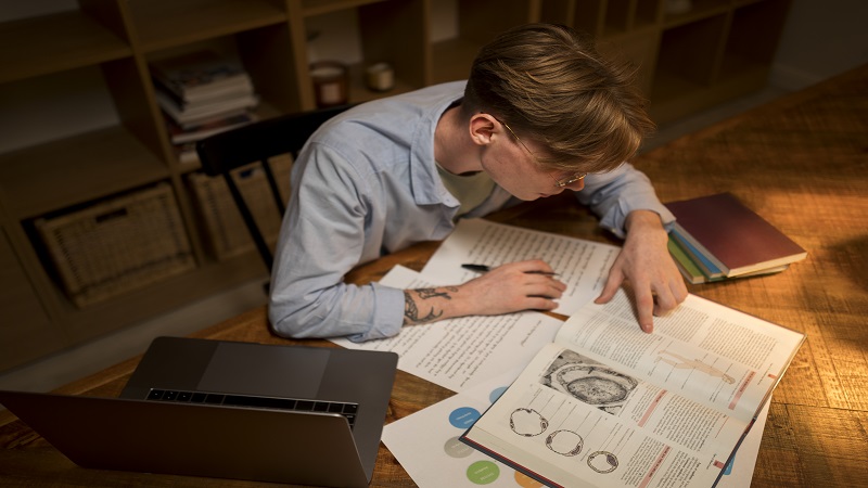 The Real Role of Drafts in a Research Paper
