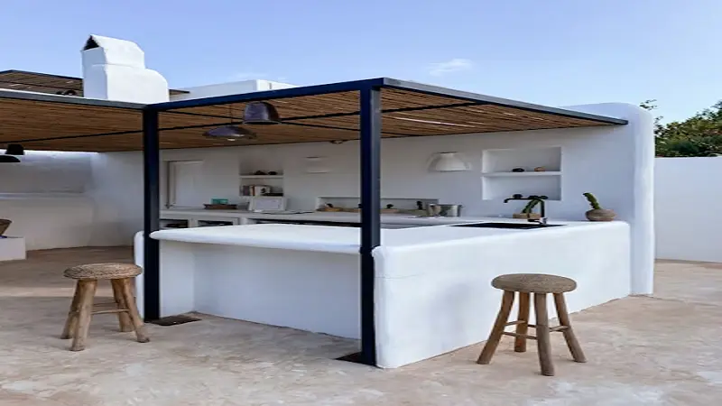 Planning And Designing The Perfect Outdoor Kitchen